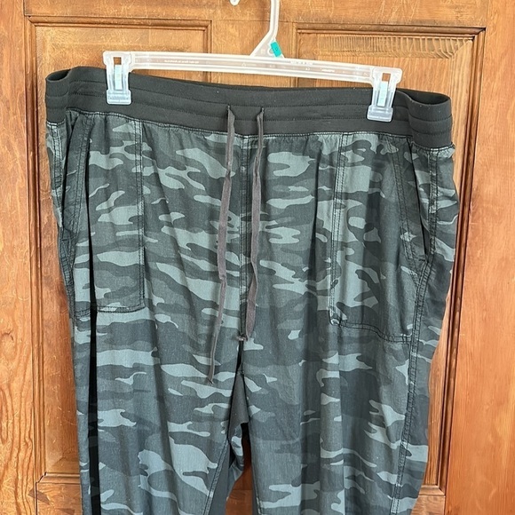 Seven7 Women's Lightweight Relaxed Utility Jogger Pants w/ Pockets Size XXL - Picture 2 of 10